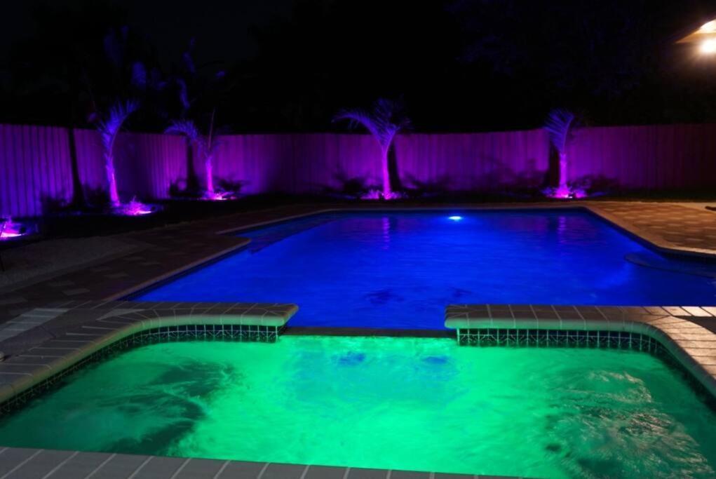 New Luxury Vacation Dream Rental- Sleeps 15! Miami Exterior photo